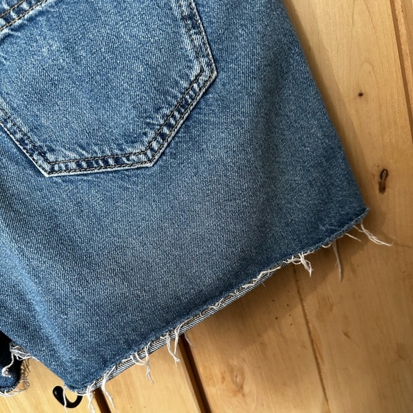We The Free Classic Blue Button Fly Denim Cut Off Shorts - Picture 6 of 8